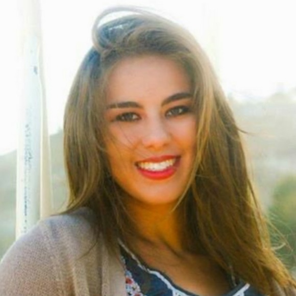 Meet your Posher, Alicia - Picture 1 of 1